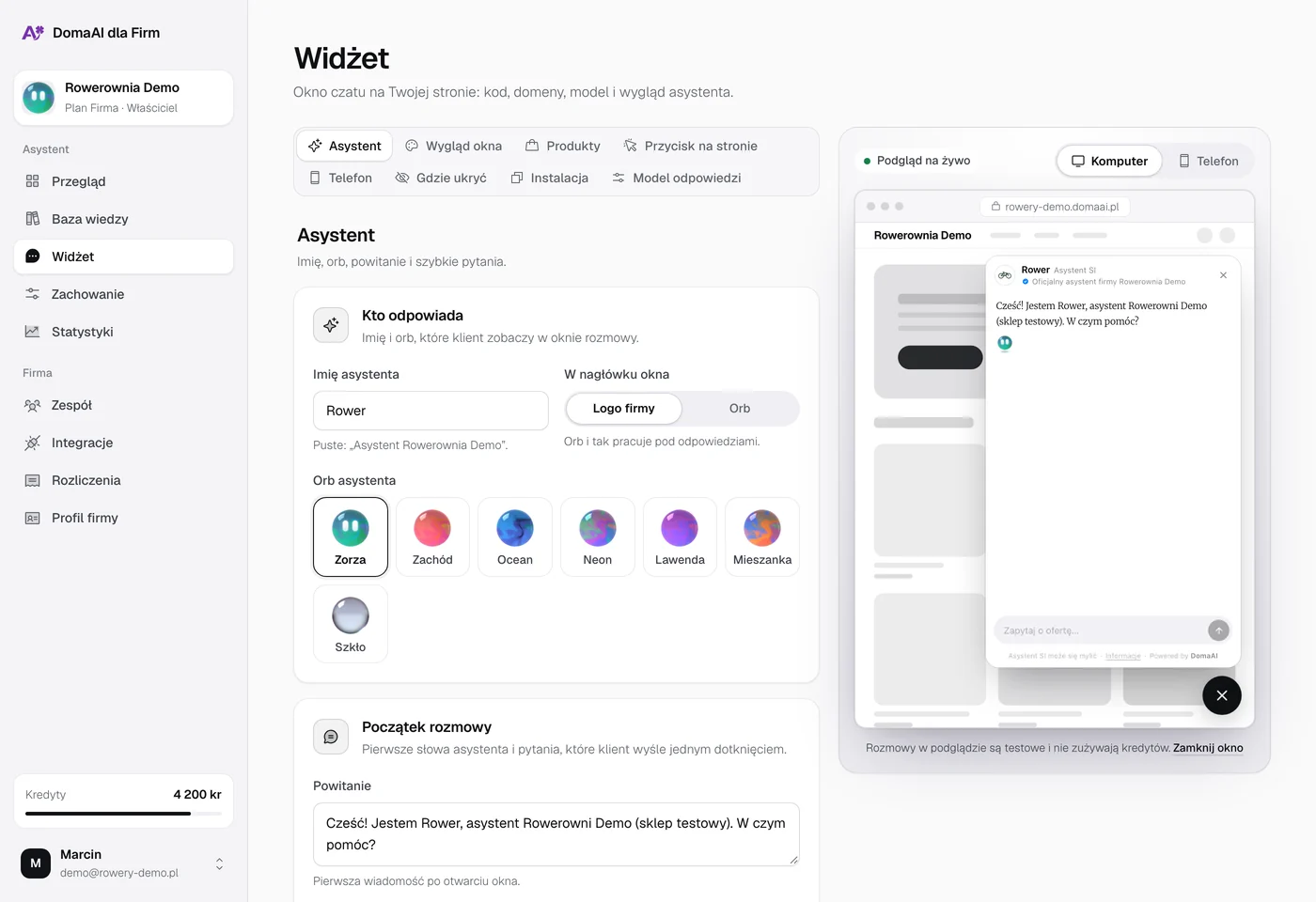 Panel von DomaAI für Unternehmen, Reiter Widget, Abschnitt Assistent: Name des Assistenten, Logo des Unternehmens oder Orb im Fensterkopf, Auswahl des Orbs und Begrüßung, daneben Live-Vorschau mit geöffnetem Gesprächsfenster auf dem Shop-Modell